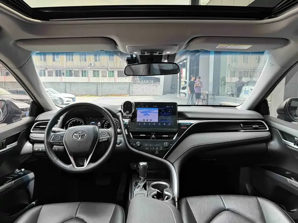 Toyota Camry 2024 из CN, фото 7