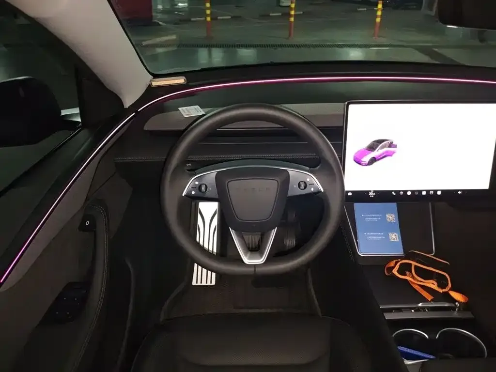 Tesla Model Y — фото 6