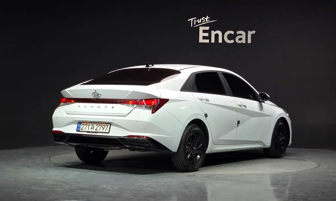 Hyundai AVANTE — фото 2