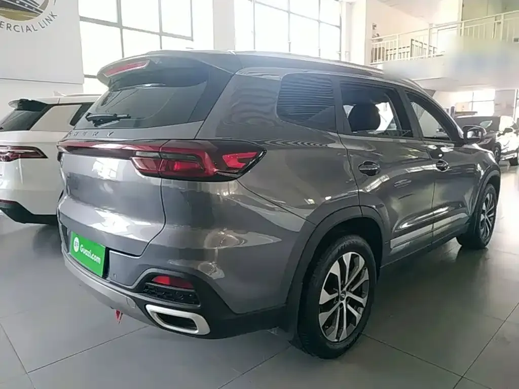 Chery Tiggo 8 — фото 1