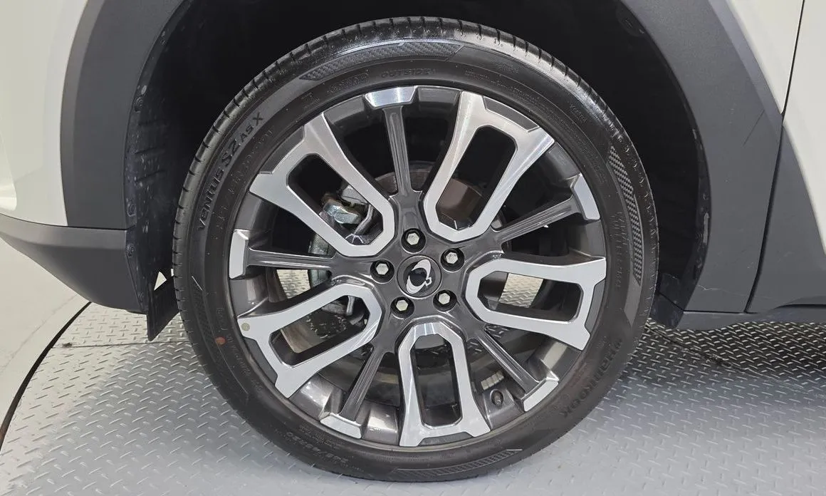 KG Mobility (Ssangyong) Torres — фото 9