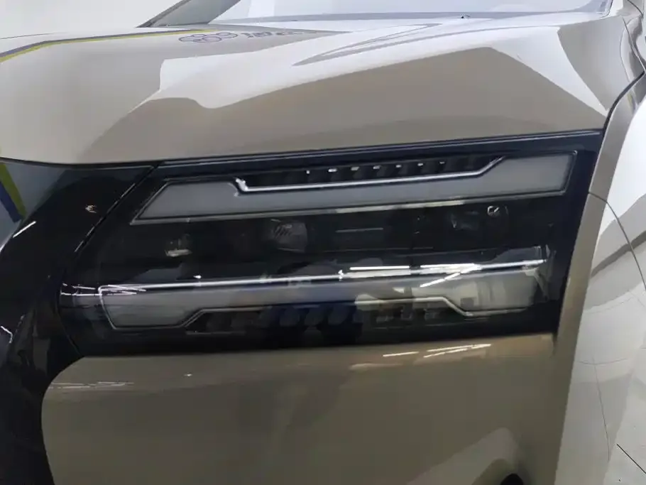 Wuling Starlight 730 New Energy — фото 2