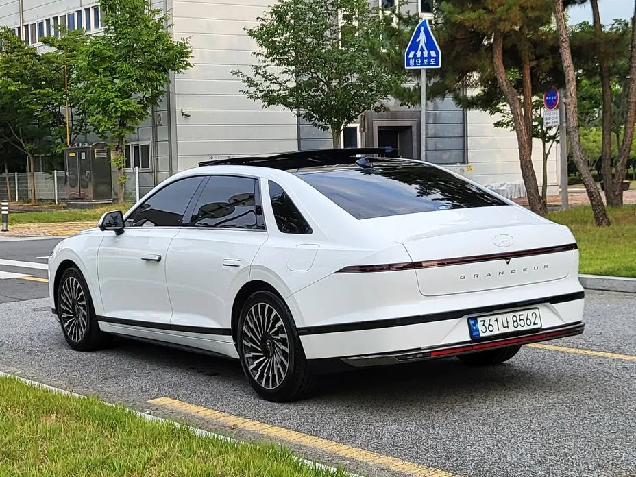 Hyundai Grandeur — фото 2