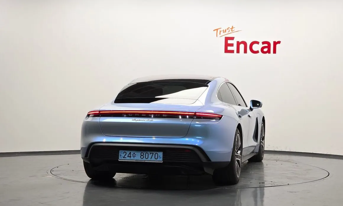 Porsche Taycan 2021 из KR, фото 3