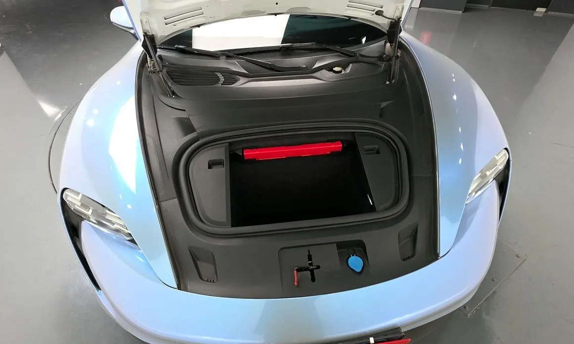 Porsche Taycan 2021 из KR, фото 9
