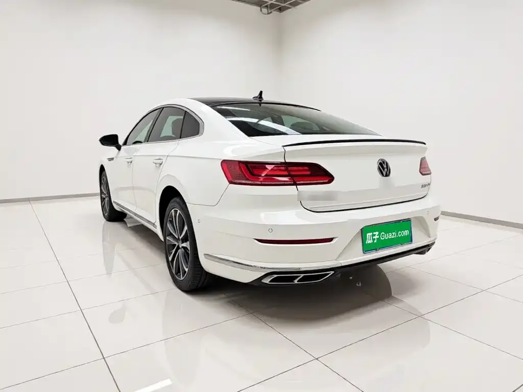 Volkswagen CC — фото 9
