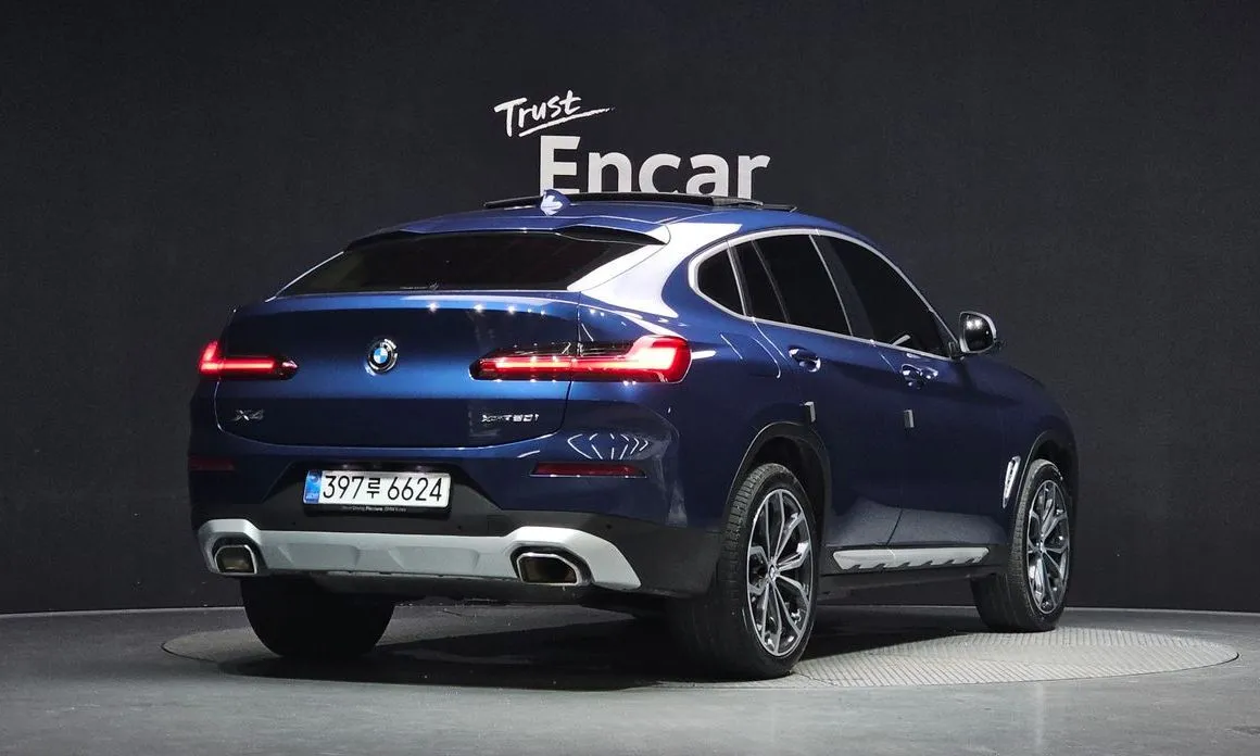 BMW X4 — фото 4