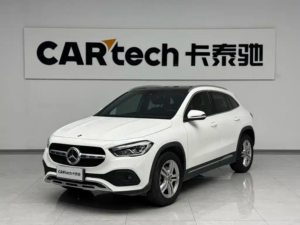 Mercedes-Benz GLA — фото 1