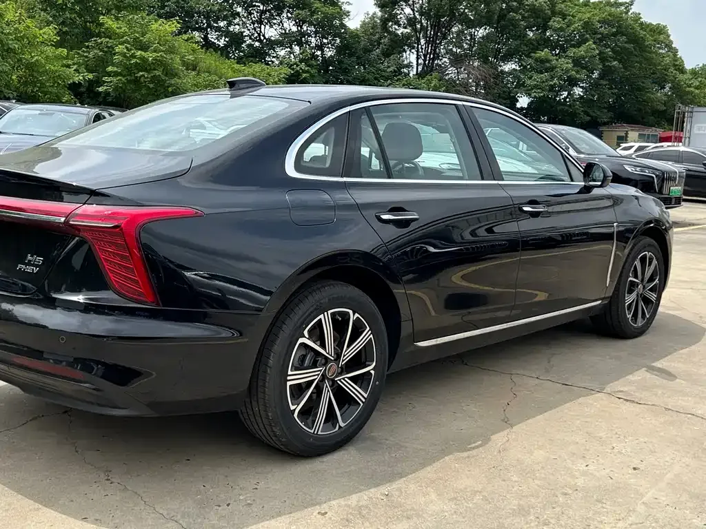 Hongqi H5 PHEV 2026 из CN, фото 6