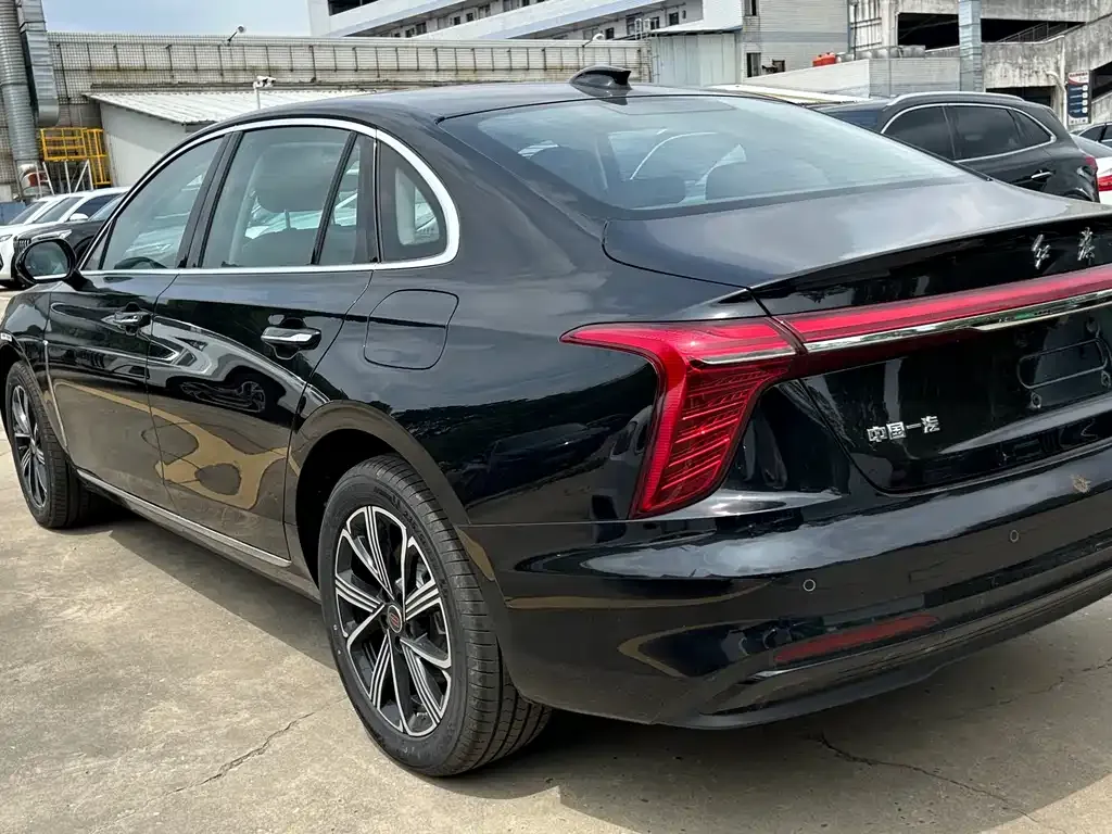 Hongqi H5 PHEV 2026 из CN, фото 9