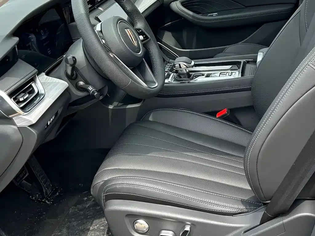 Hongqi H5 PHEV 2026 из CN, фото 4