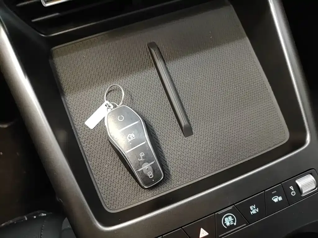BYD Qin PLUS — фото 10
