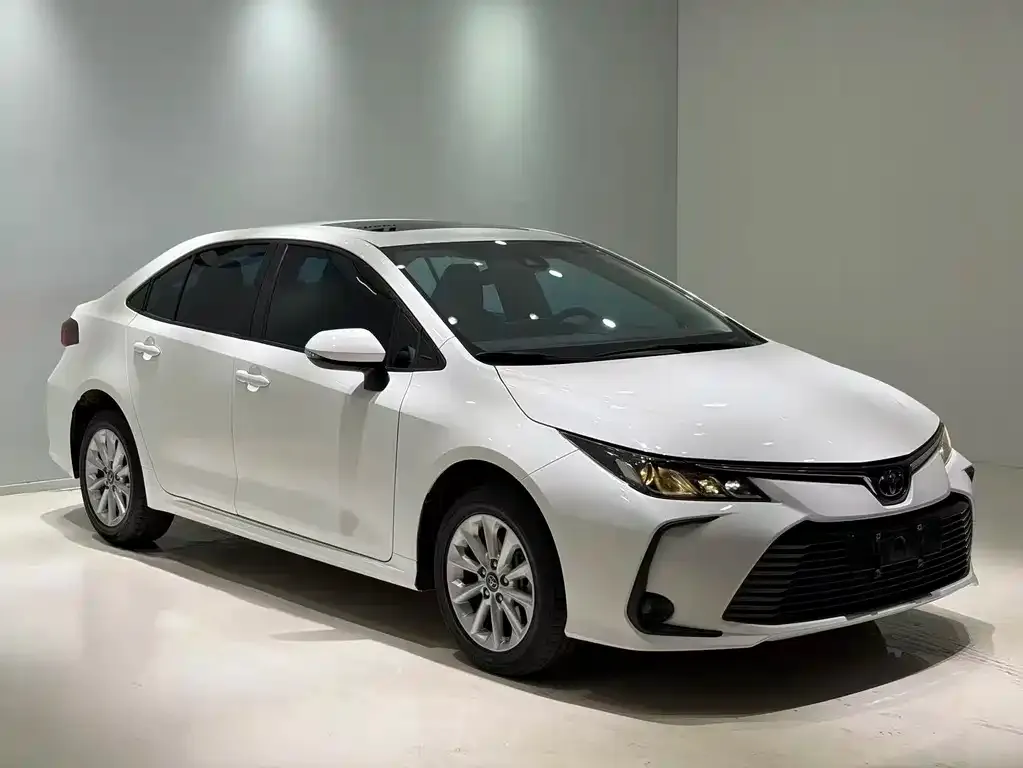 Toyota Corolla — фото 3