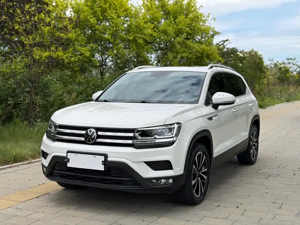 Volkswagen Tharu — фото 1