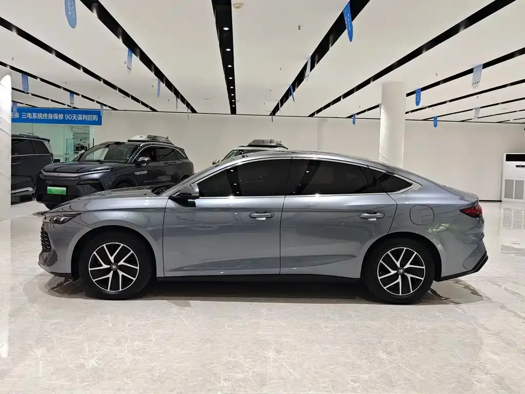 BYD Qin L — фото 7