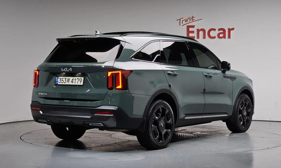 Kia Sorento — фото 4