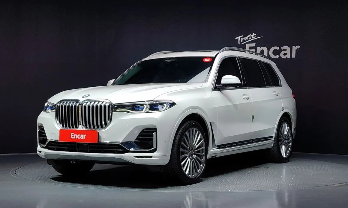 BMW X7 xDrive 40d Design Pure Excellence 7-Seater 1