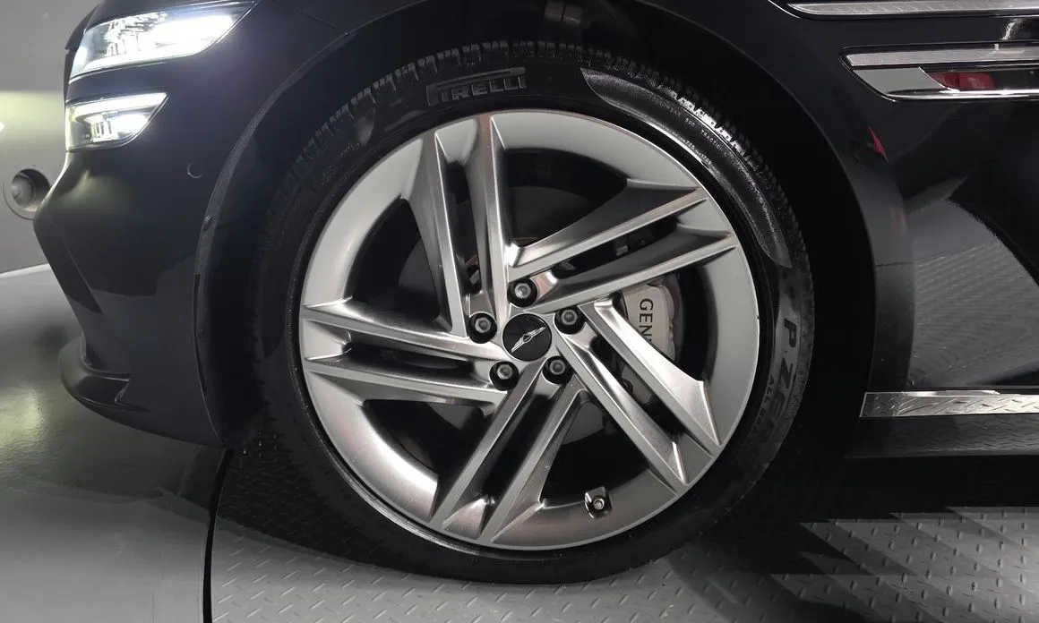 Genesis G80 — фото 10