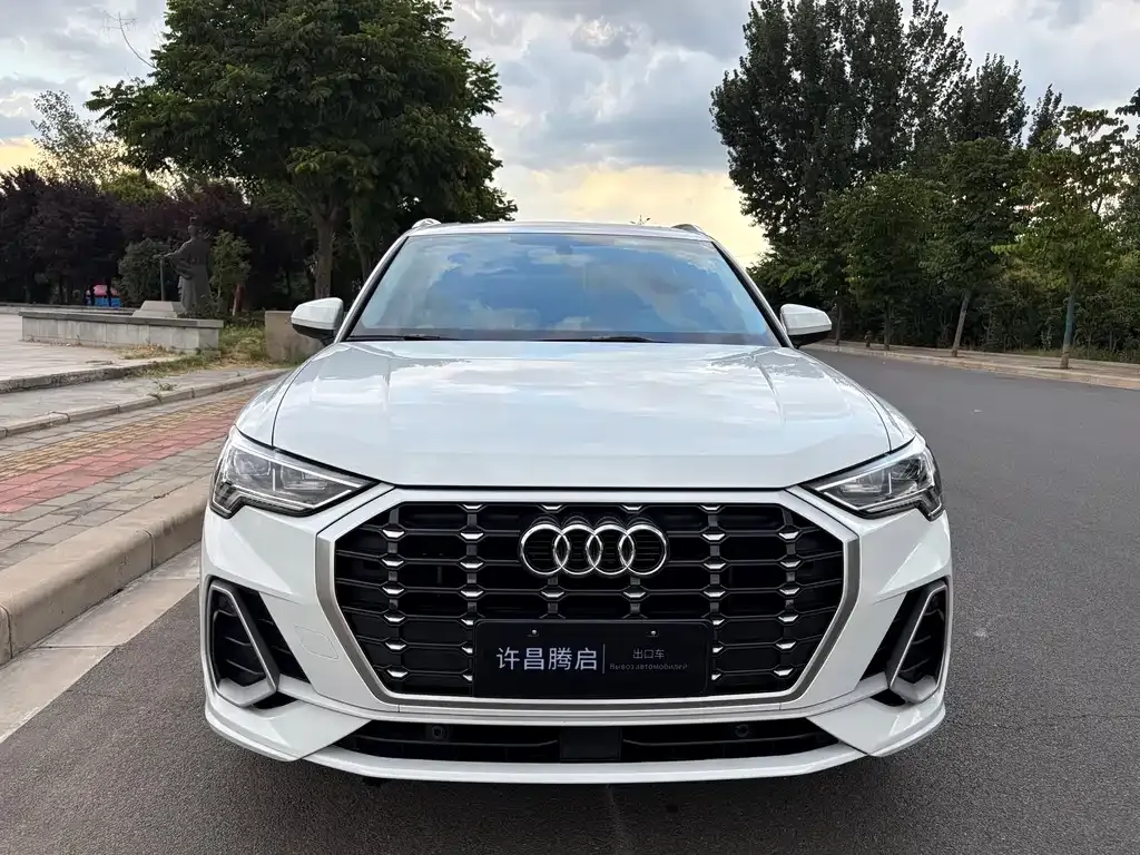 Audi Q3 — фото 7