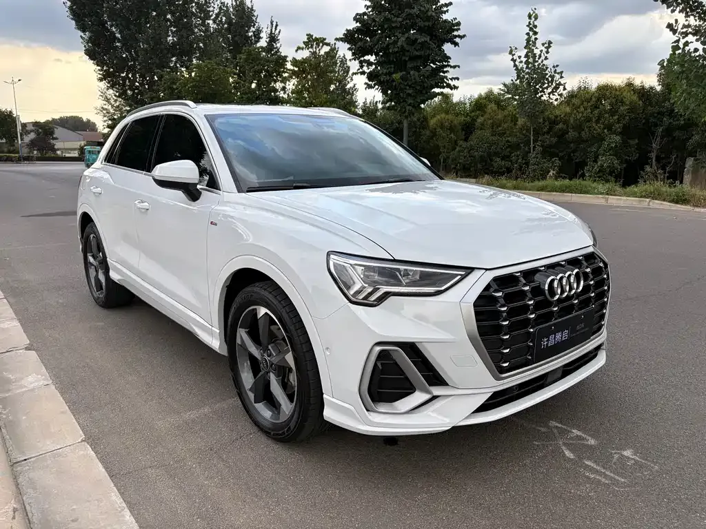Audi Q3 — фото 4