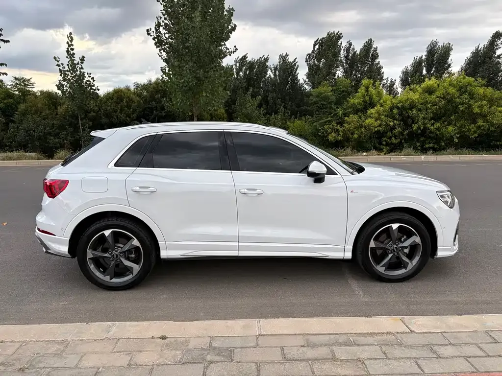 Audi Q3 — фото 2