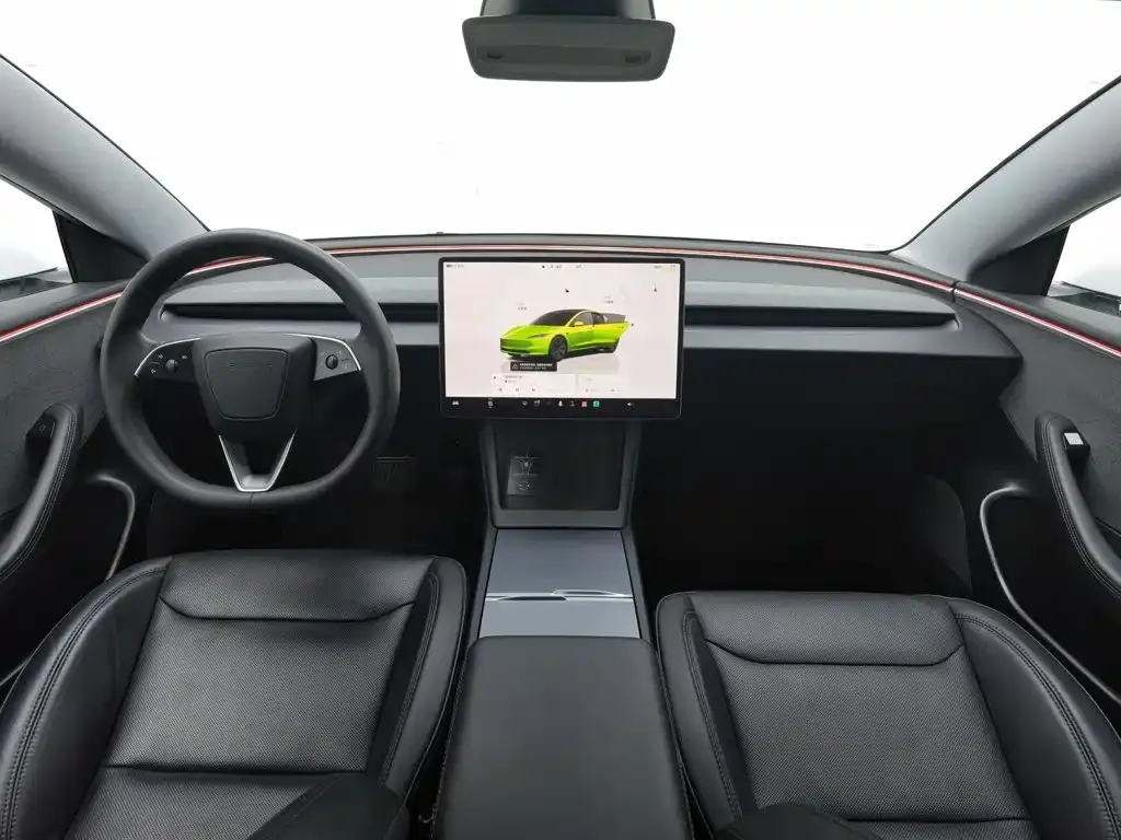 Tesla Model 3 — фото 9