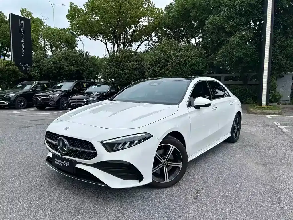 Mercedes-Benz A-Class — фото 1