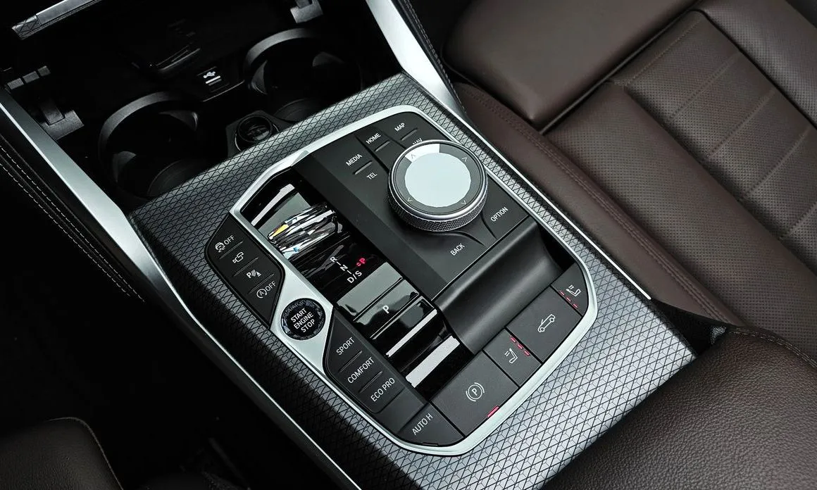 BMW 4-Series 2025 из KR, фото 3