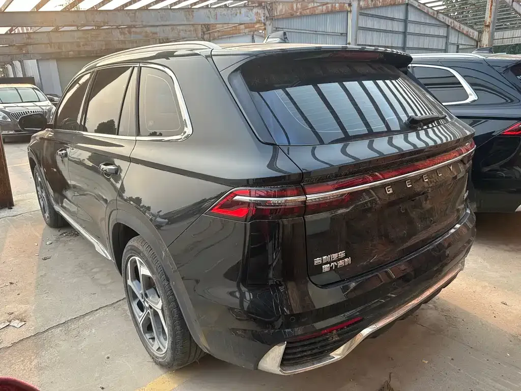 Geely Xingyue L — фото 10
