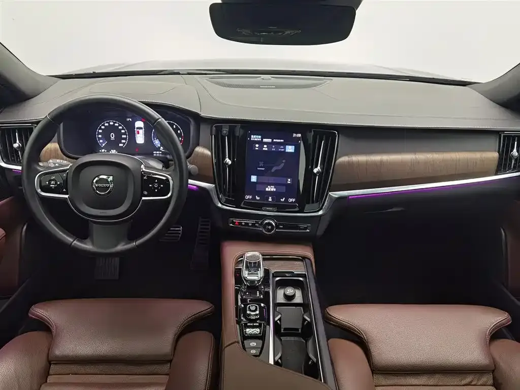 Volvo S90 — фото 10