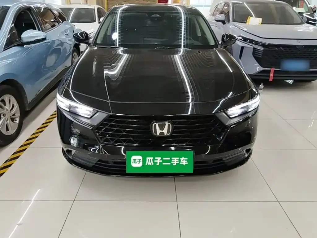 Honda Accord — фото 3