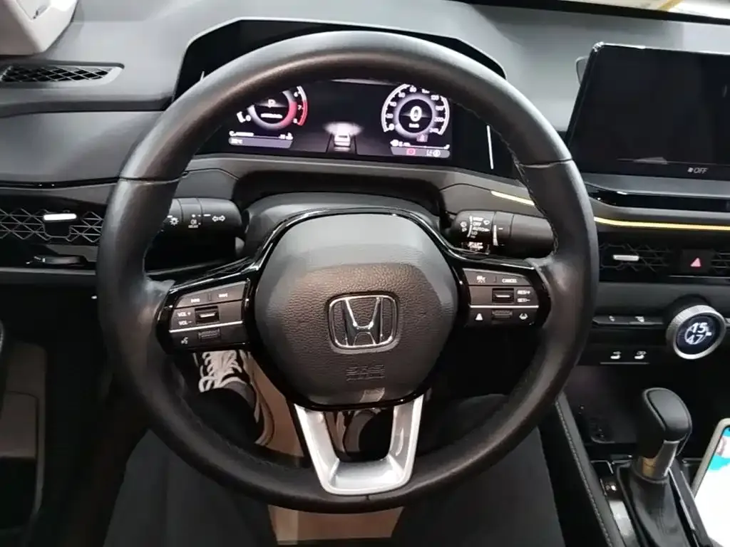 Honda Accord — фото 5