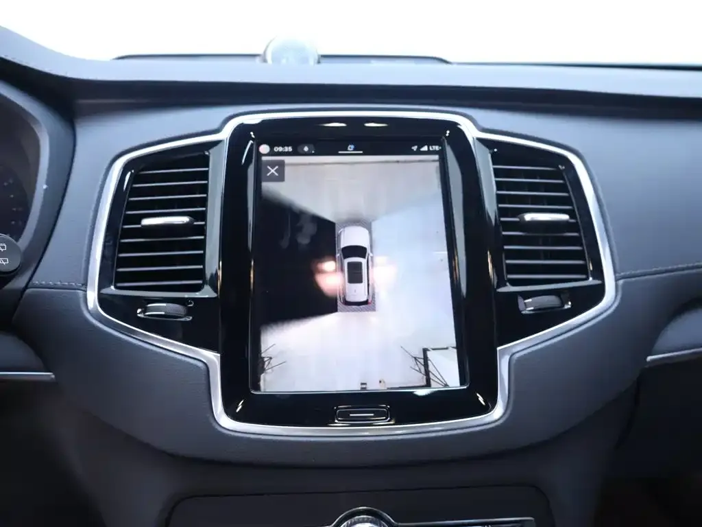 Volvo XC90 — фото 2