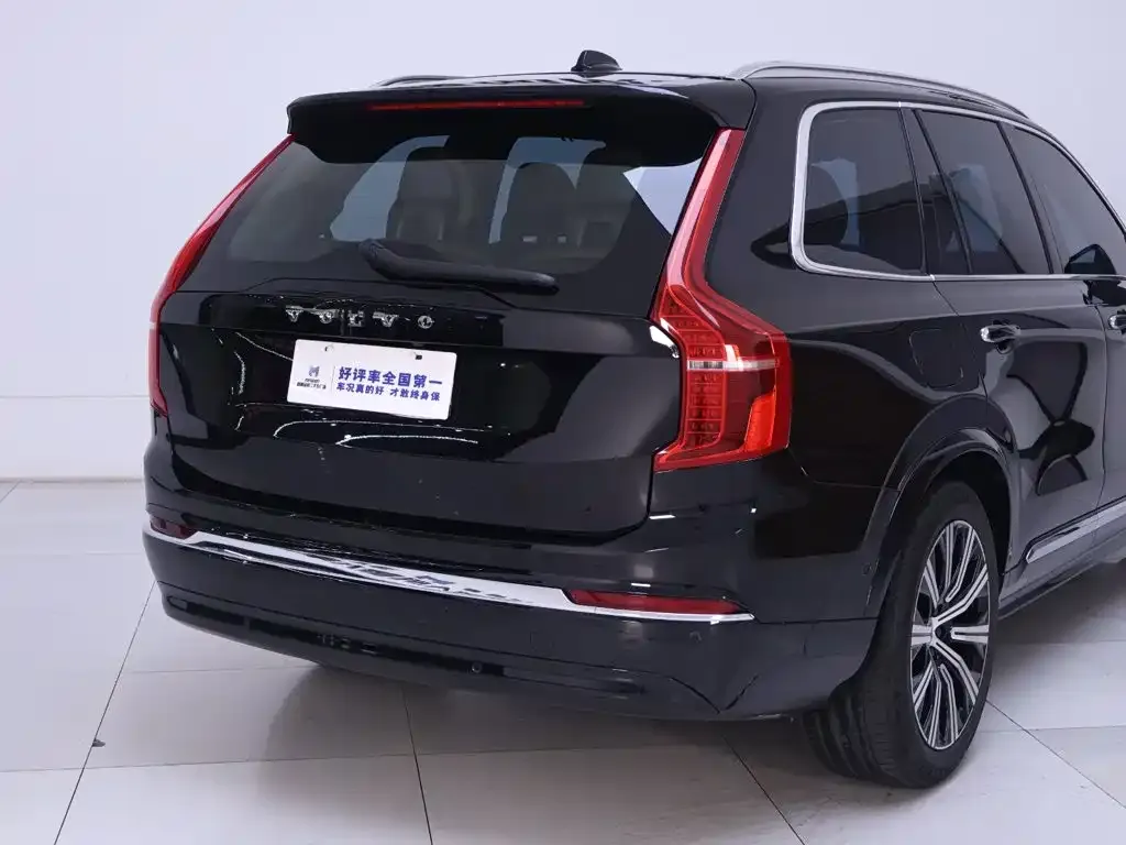 Volvo XC90 — фото 7