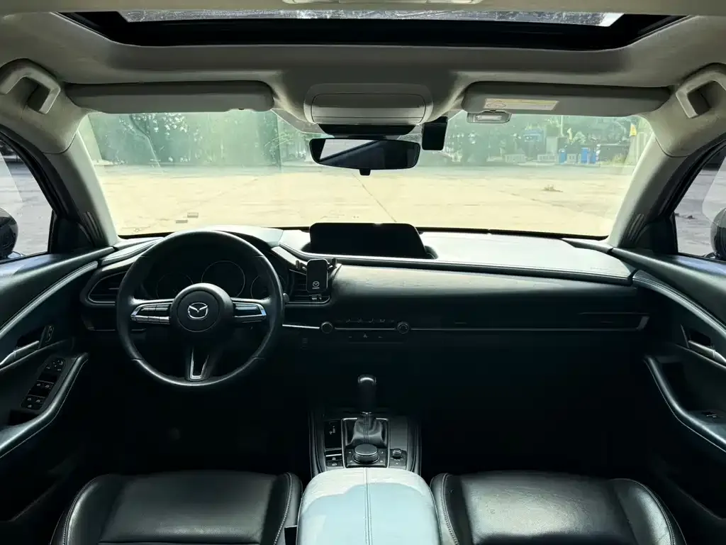 Mazda CX-30 2022 из CN, фото 3