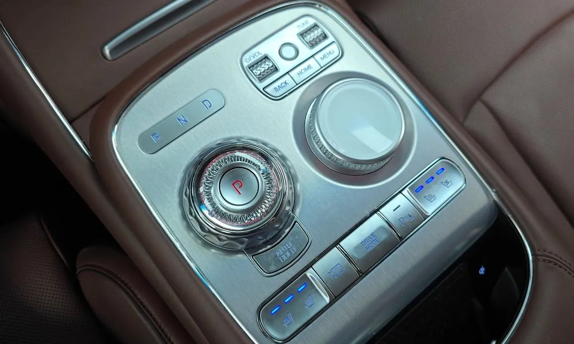 Genesis G90 2023 из KR, фото 8
