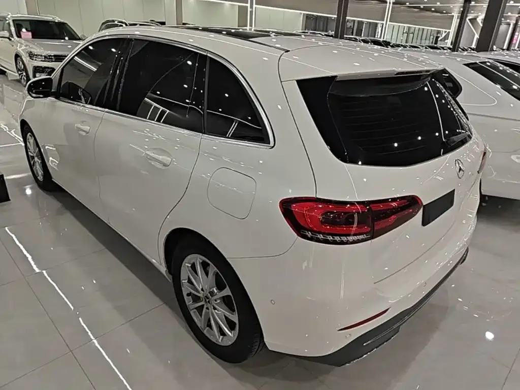 Mercedes-Benz B-Class — фото 10
