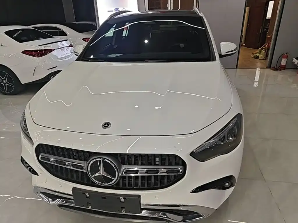 Mercedes-Benz GLA — фото 7