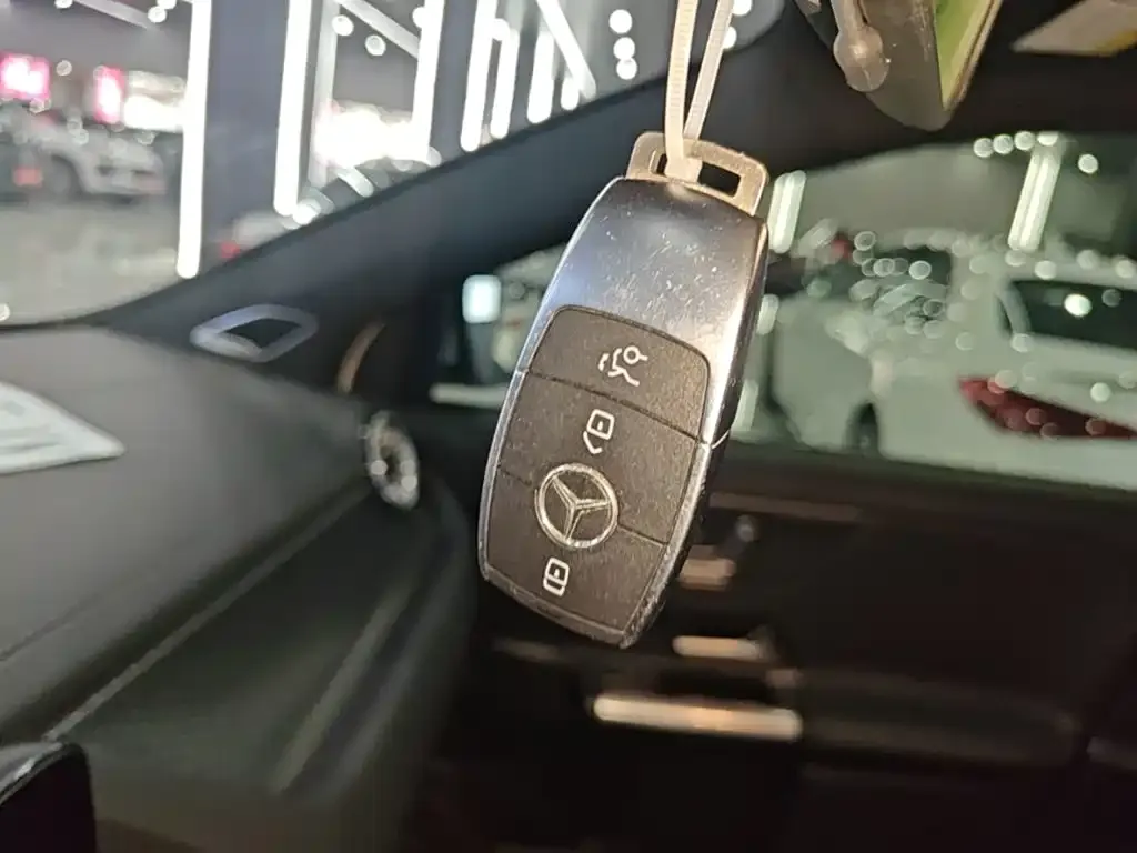 Mercedes-Benz GLA — фото 4