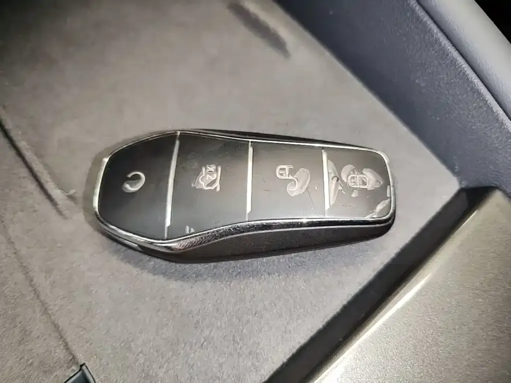 BYD Seal 06GT — фото 10