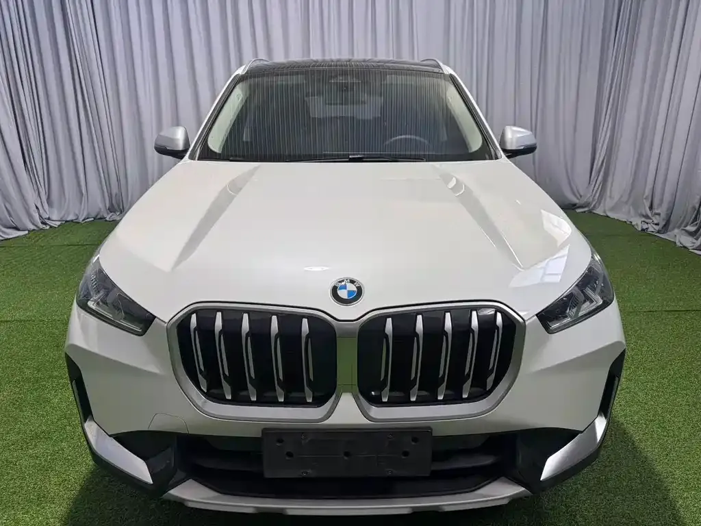 BMW X1 — фото 4