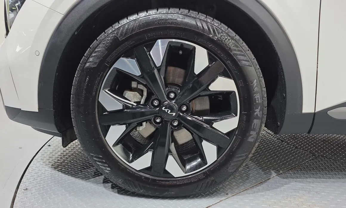 Kia Sportage — фото 9