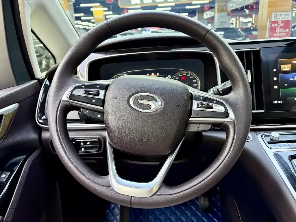 GAC Motor Trumpchi M8 — фото 8