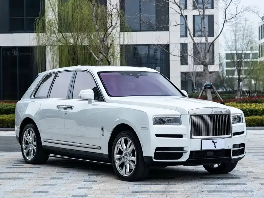 Rolls-Royce Cullinan — фото 7