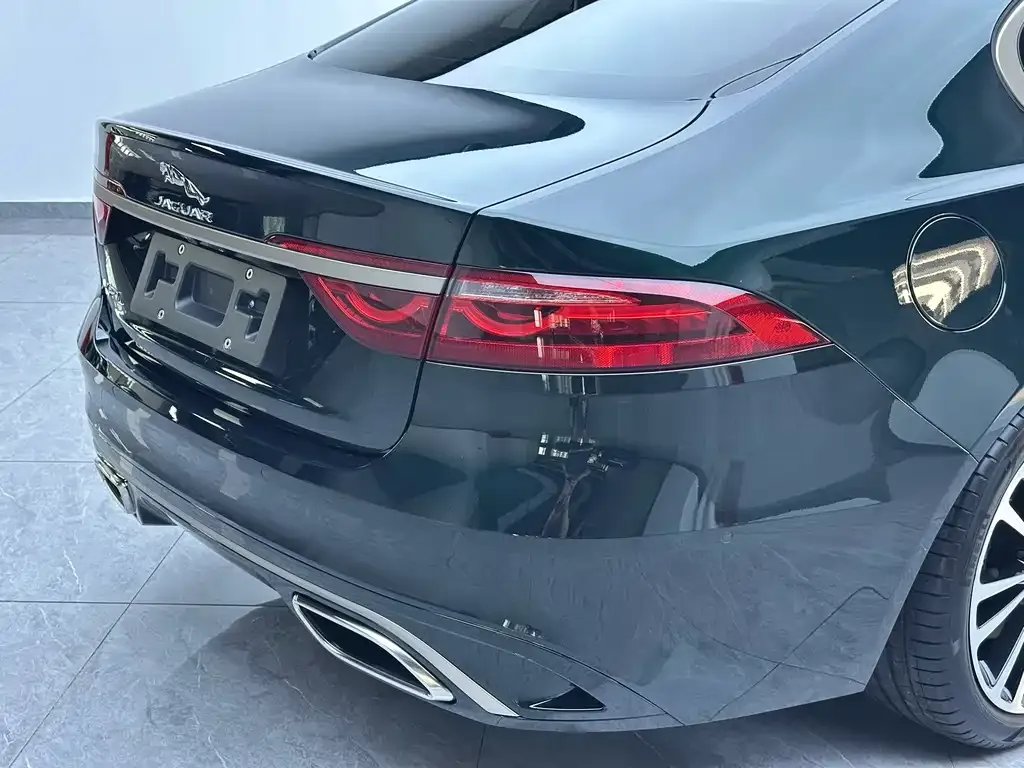 Jaguar XFL — фото 4