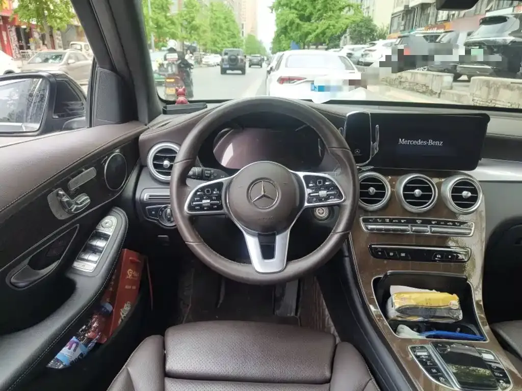 Mercedes-Benz GLC — фото 10