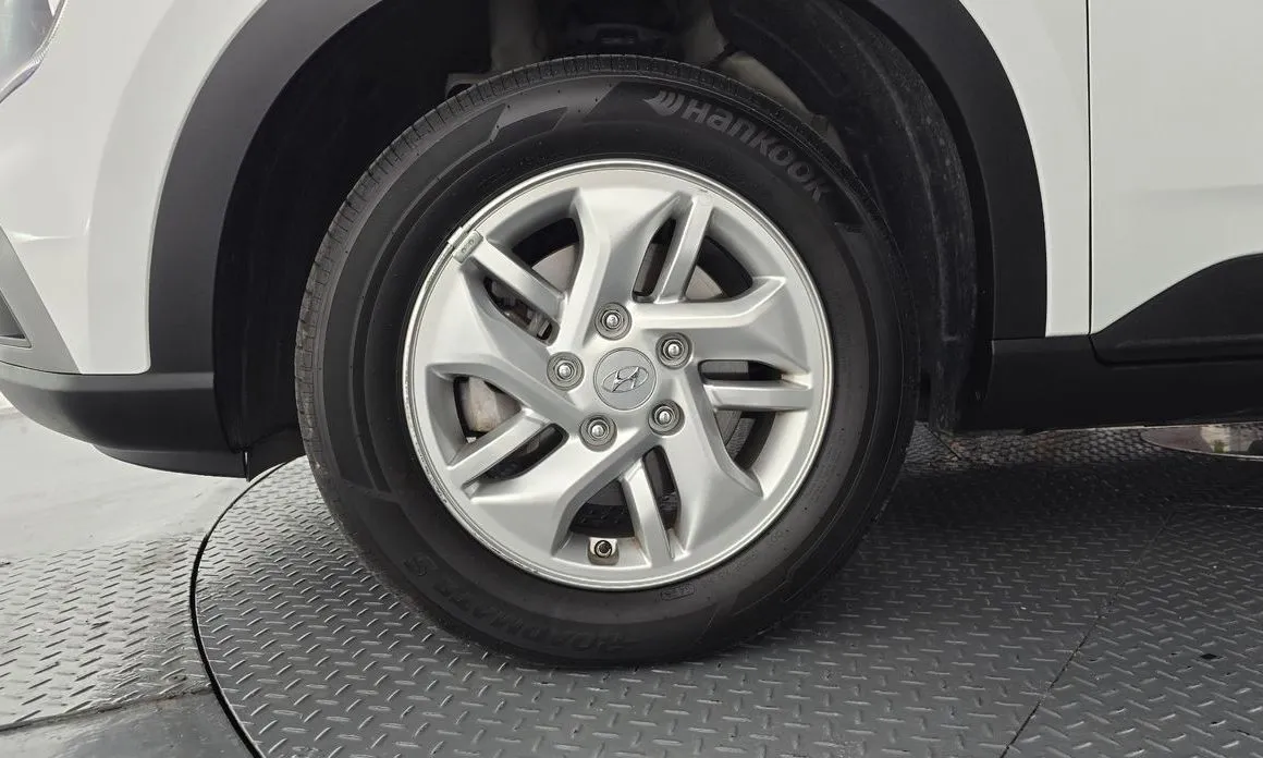 Hyundai Venue 2024 из KR, фото 10