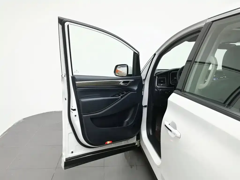 GAC Motor Trumpchi M8 — фото 3