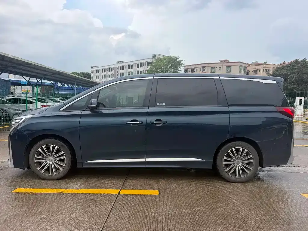 GAC Motor Trumpchi M8 — фото 2