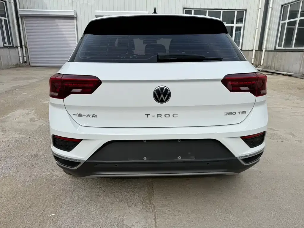 Volkswagen T-Roc — фото 4